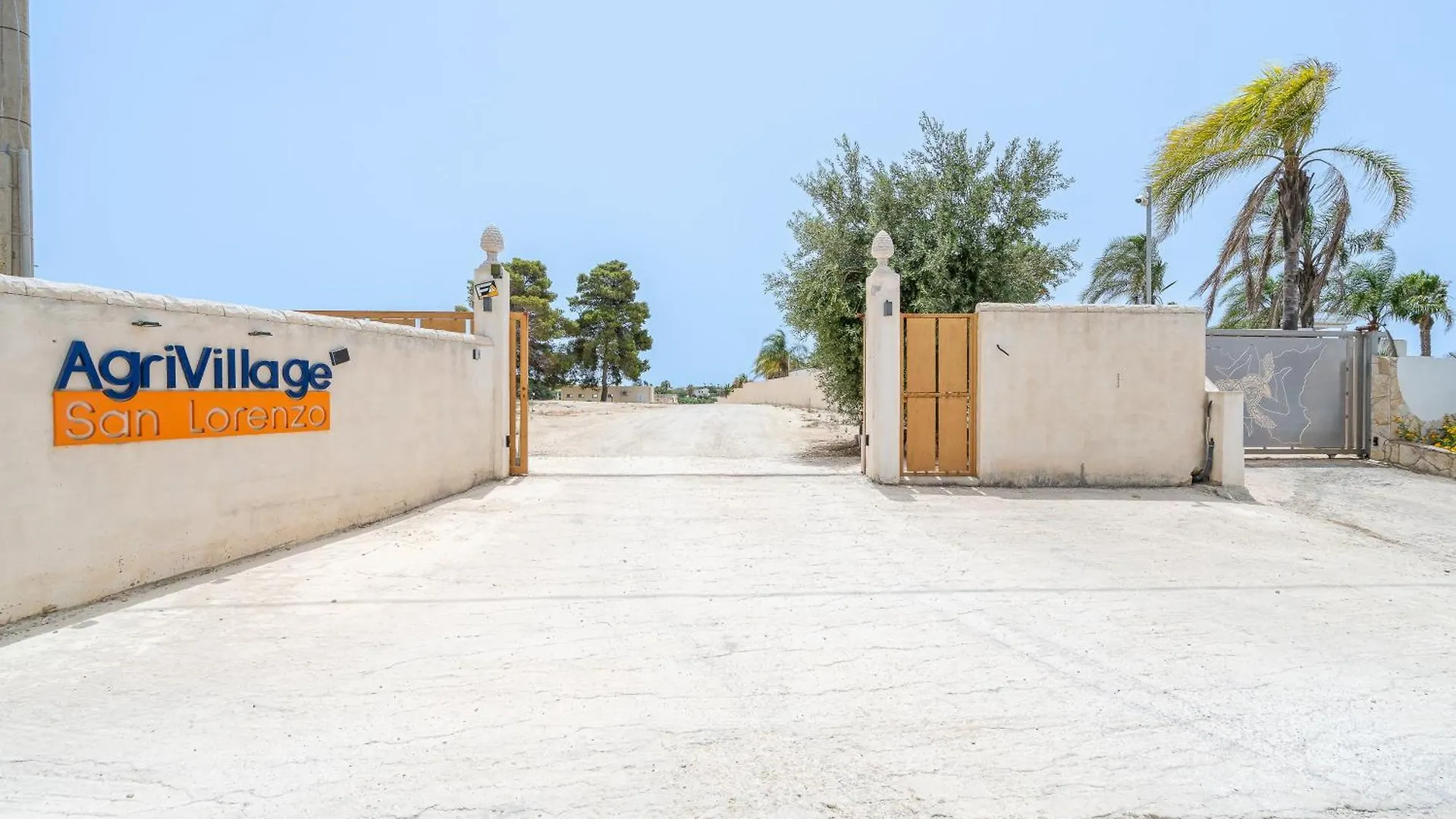 Agrivillage San Lorenzo Reitani 0*,